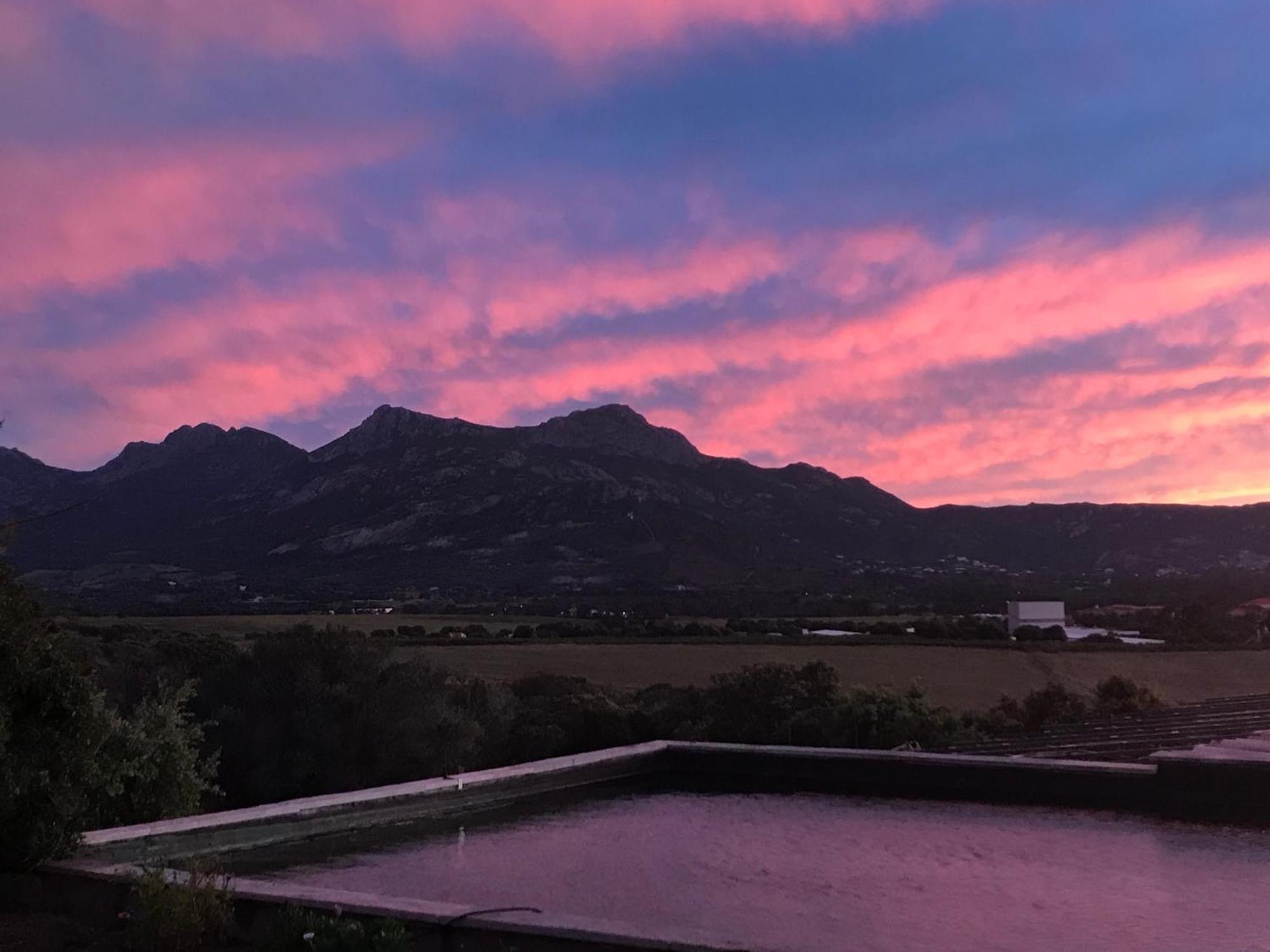 لوميو Villa La Vista المظهر الخارجي الصورة